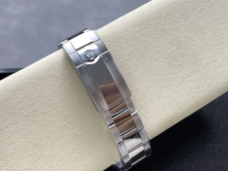 新品ロレックス デイトナ 126500 シェルダイヤル